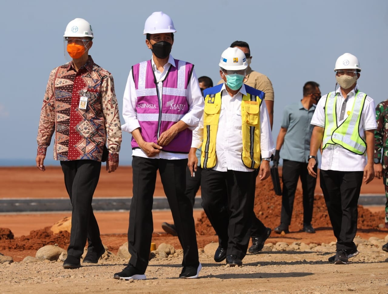 Presiden Joko Widodo (Jokowi) di Kawasan Industri Batang. (Foto: Setpres)