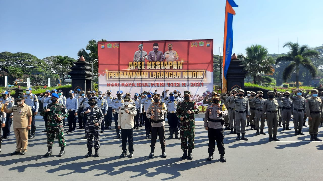 Forkopimda Kota Malang saat Gelar Apel Kesiapan Pengamanan Larangan Mudik di Balaikota Malang (Foto: Lalu Theo/ngopibareng.id)