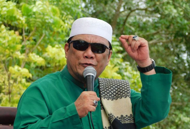 Ustadz Yahya Waloni dipolisikan. (Foto: Ant)