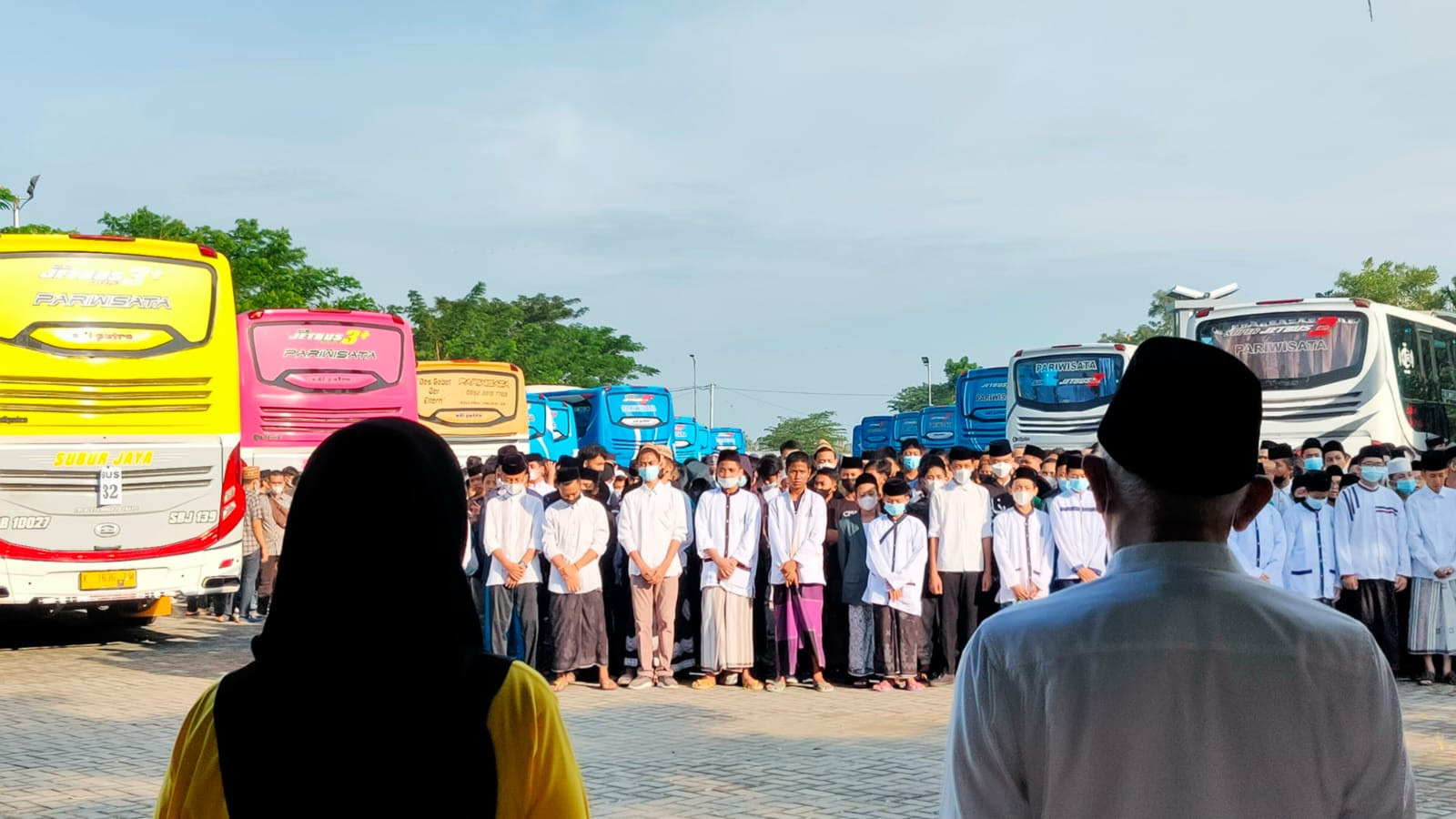 Proses pemulangan ribuan santri di Pondok Pesantren Tebuireng, Rabu 28 April 2021 kemarin. (Foto: Mardiansyah Triraharjo/Ngopibareng.id).