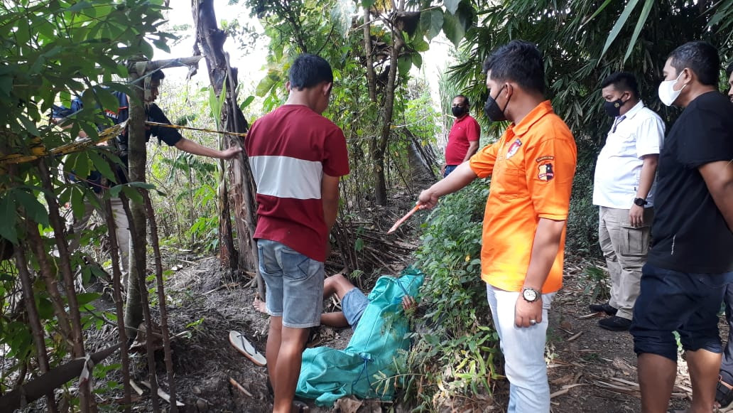 Rekonstruksi kejadian penemuan jasad perempuan di Kabupaten Malang (Foto: istimewa)