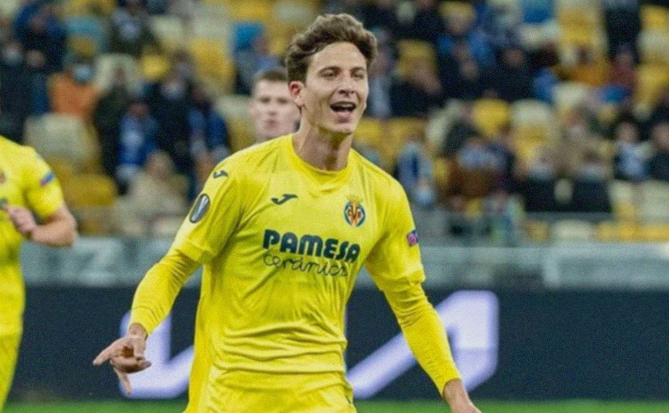 Manchester United berhasil mendapatkan Pau Torres dari Villareal. (Foto: Twitter/@pautorres)