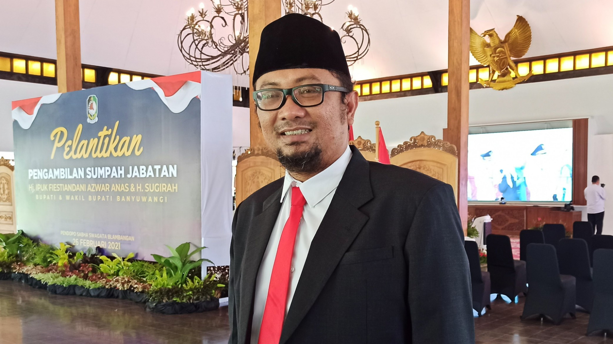 Ketua DPRD Banyuwangi I Made Cahyana Negara. DPRD Banyuwangi meminta kejelasan terkait nasib THL yang diberhentikan Pemkab Banyuwangi. (Foto: Muh Hujaini/Ngopibareng.id)