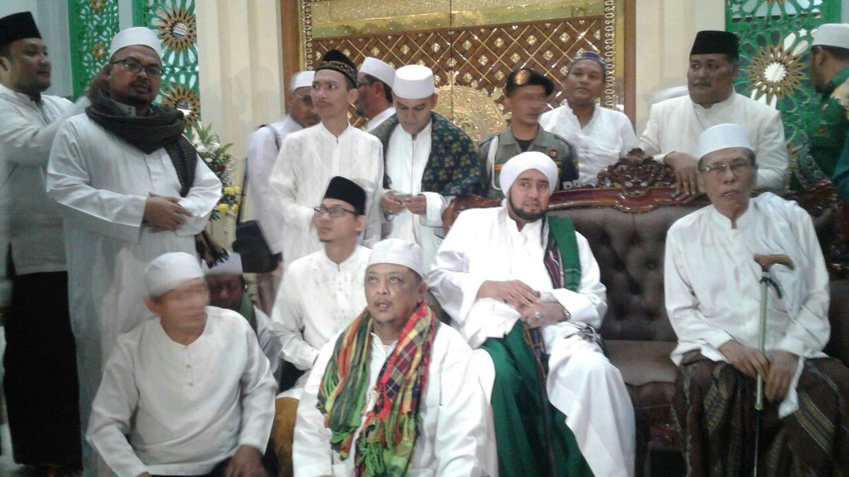 Para Pengasuh Pondok Pesantren digembleng ilmu keagamaan untuk kemajuan masyarakat. (Foto: Istimewa)