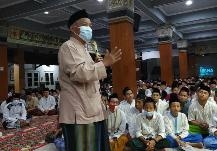 KH Fahmi Amrullah Hadzik, pengasuh Pondok Putri Tebuireng, Jombang. (Foto: Mardiyansyah Triraharjo)