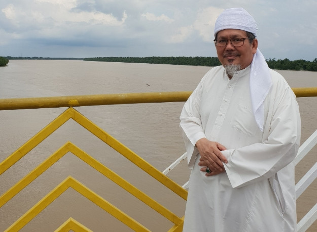 Ustadz Tengku Zulkarnain positif Covid-19 usai melakukan tes swab. (Foto: Twitter)