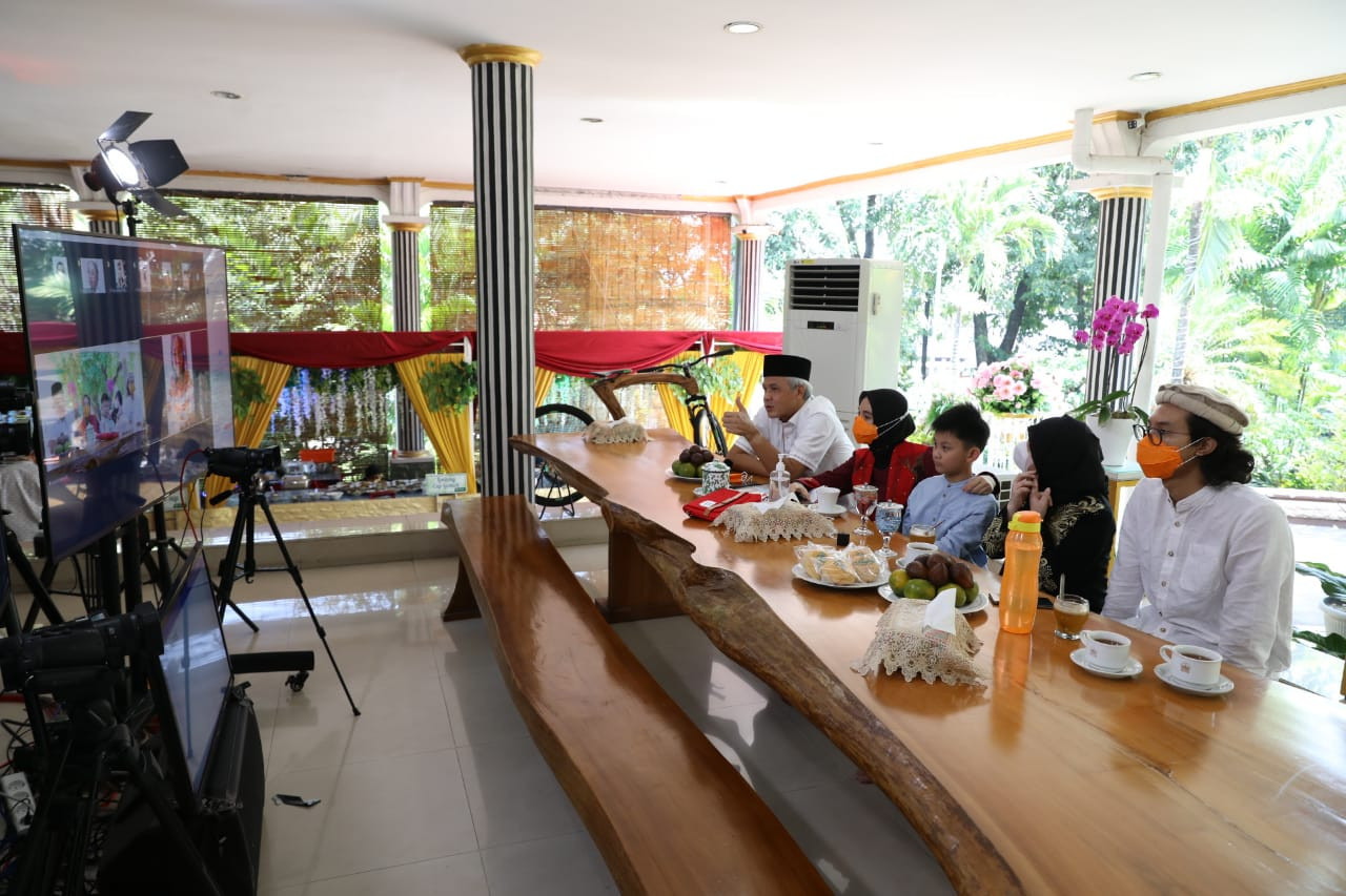 Suasana open house virtual Ganjar Pranowo saat Idul Fitri 1442 H. (Foto: Dok Jateng)