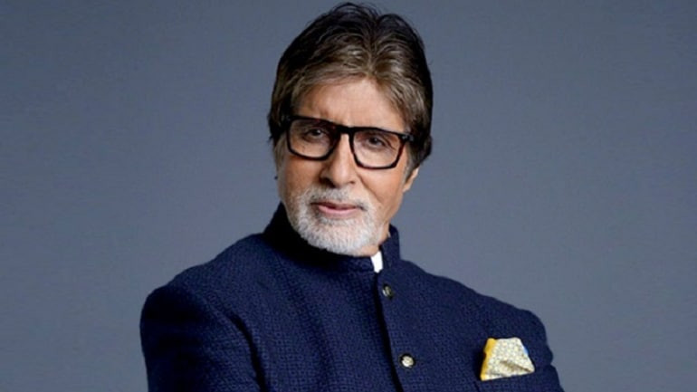 Aktor Bollywood senior AmitabBachchan peduli dengan pandemi Covid-19 yang melanda negaranya, India. (Foto: Twitter)