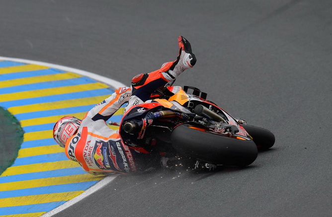 Marc Marquez gagal finis di MotoGP Prancis 2021. (Foto: Twitter @HRC_MotoGP)