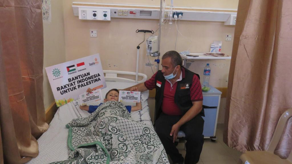 Muhammadiyah memberi bantuan secara langsung ke Palestina. (Foto: Istimewa)