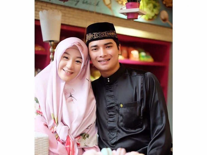 Foto kenangan Alvin Faiz dan Larissa Chou saat mesra. (Foto: Instagram)