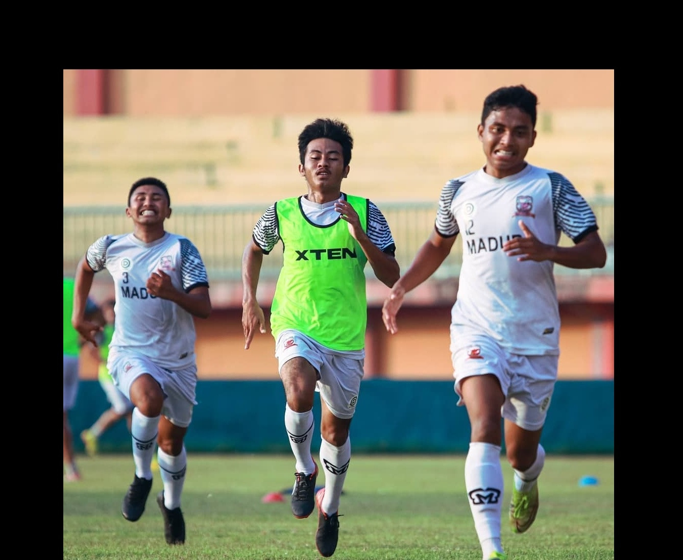 Pemain Madura United digembleng latihan fisik jelang Liga 1. (Foto: Madura United)