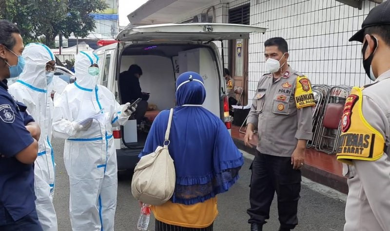 Pasien RS Darurat Wisma Atlet di Jakarta Pusat mencapai 2.013 orang pada Minggu 30 Mei 2021. (Foto: Antara)