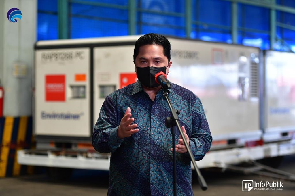 Menteri BUMN dan Ketua Pelaksana KPCPEN, Erick Thohir, saat memberikan keterangan atas kedatangan 8 juta vaksin dalam bentuk bahan baku atau bulk yang diproduksi Sinovac Biotech Ltd, Senin 31 Mei 2021. (Foto: Istimewa)