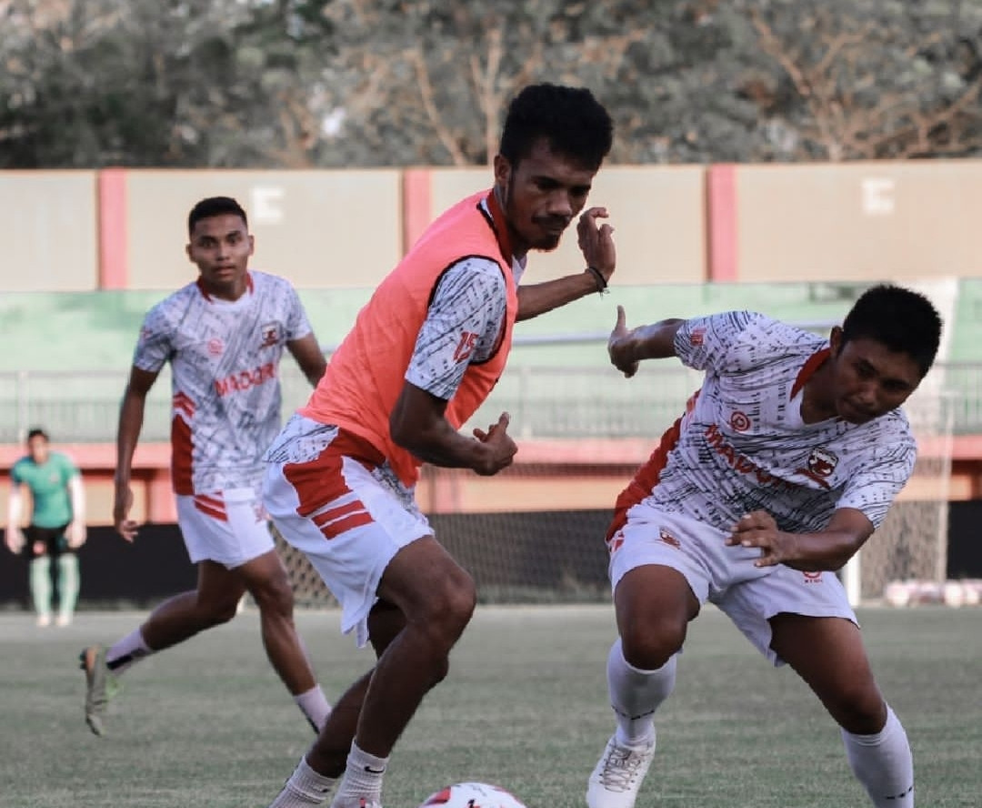 Skuad Madura United berlatih jelang Liga 1. (Foto: Madura United)