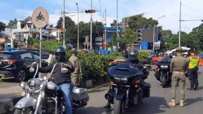 Ilustrasi rombongan moge tidak mendapatkan pemeriksaan surat rapid antigen saat melintas menuju Puncak. (Foto: Kompas TV)