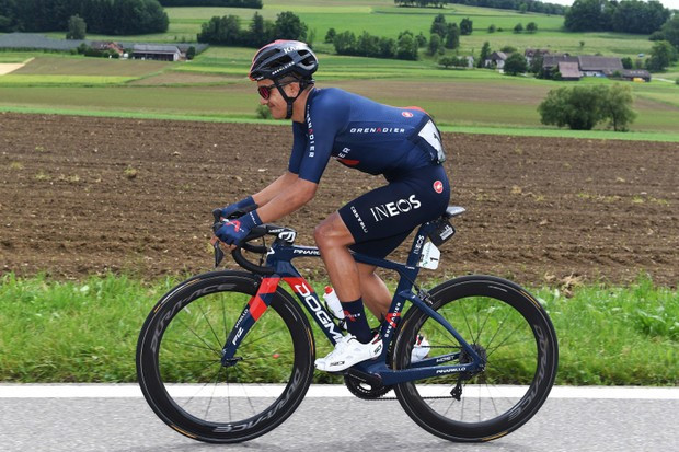 Richard Carapaz (Ineos Grenadiers) menggunakan PInarello Dogma baru yang kemungkinan besar akan dirilis di Tour de France tanggal 26 Juni 2021. (Foto: Istimewa)