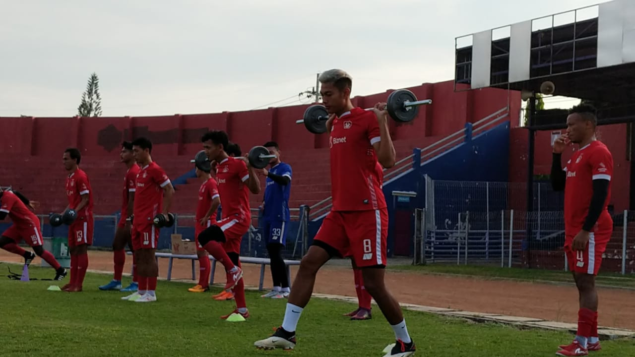 Persik Kediri menggelar latihan di Stadion Brawijaya Kediri (Foto: Fendhy Plesmana/Ngopibareng.id)