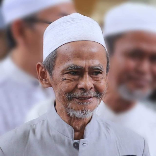 Kiai Nawawi Abdul Djalil Sidogiri. (Foto: Istimewa)