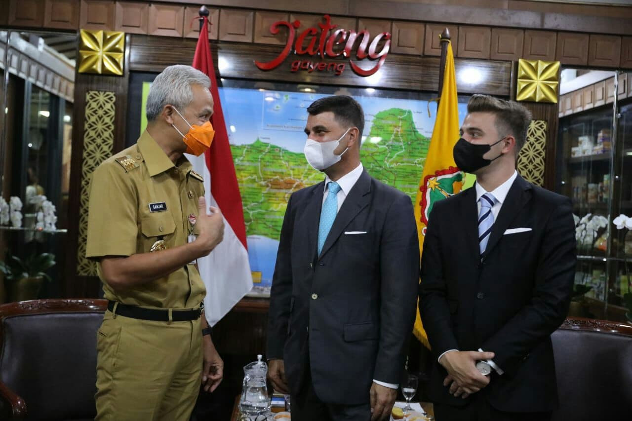 Gubernur Jawa Tengah Ganjar Pranowo menjamu Duta Besar Austria untuk Indonesia, , Johannes Peterlik. (Foto: Istimewa)