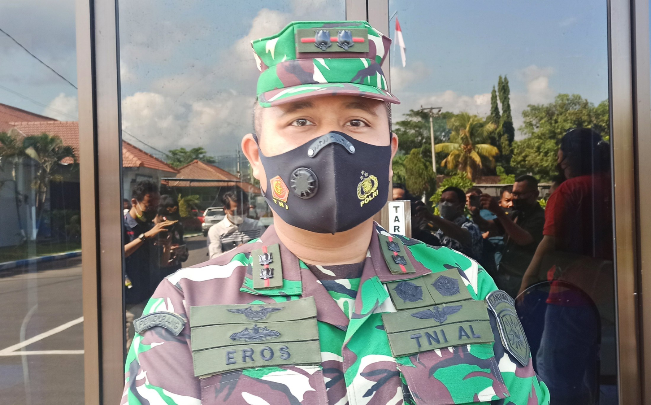 Komandan Lanal Banyuwangi Letkol Laut (P) Eros Wasis (foto: Muh Hujaini/Ngopibareng.id)