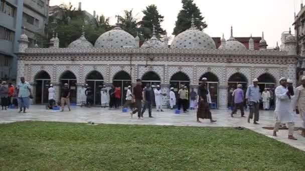 Masjid Tara di Dhaka, Bangladesh. (Foto: travellers)