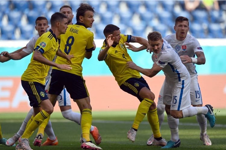 Babak pertama Swedia vs Slovakia berakhir imbang. (Foto: AP Photo)