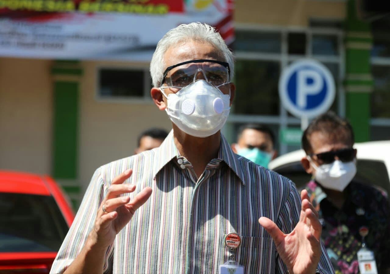 Gubernur Jawa Tengah Ganjar Pranowo keluarkan Instruksi Gubernur soal lockdown zona merah. (Foto: Istimewa)