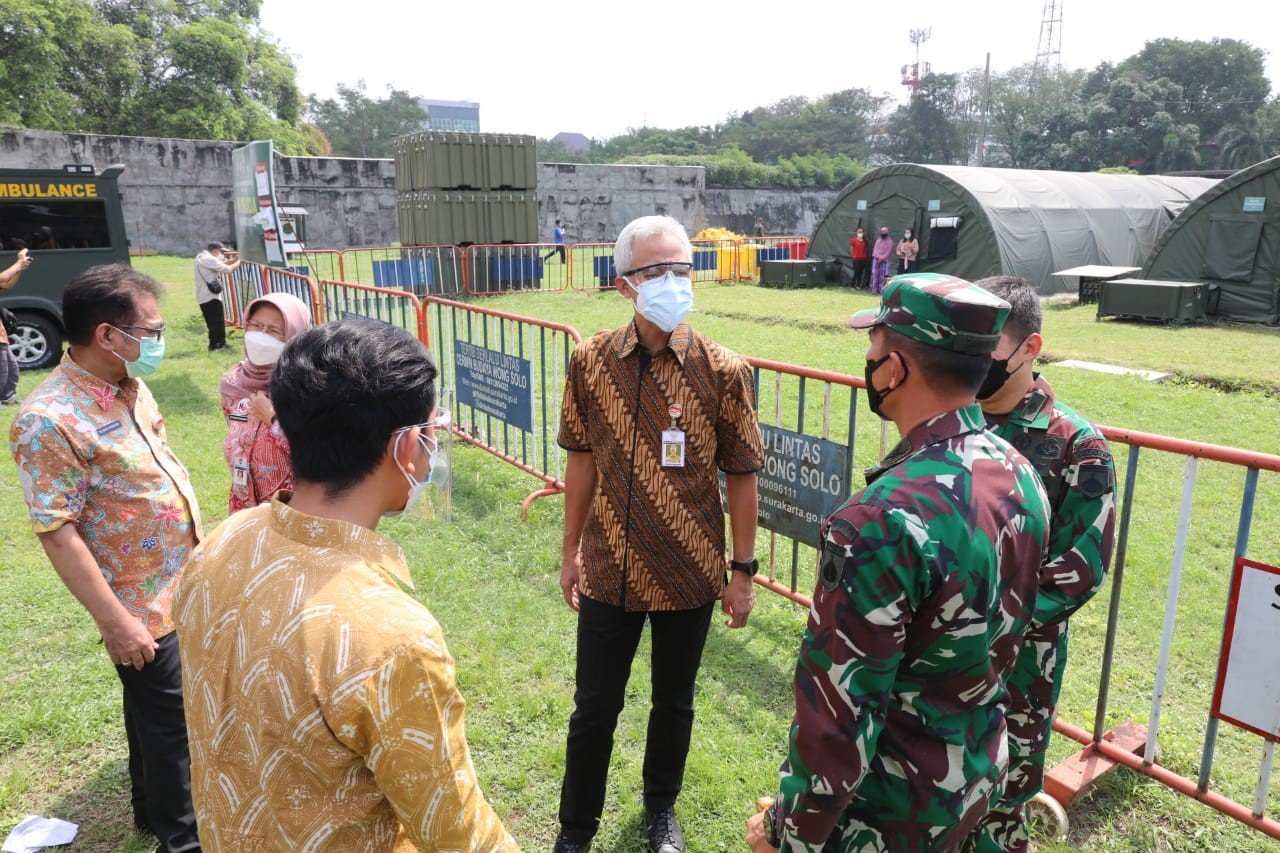 Ganjar minta rumah sakit untuk menambah kapasitas bed sebesar 40 persen dari kapasitas. (Foto: Dok Jateng)