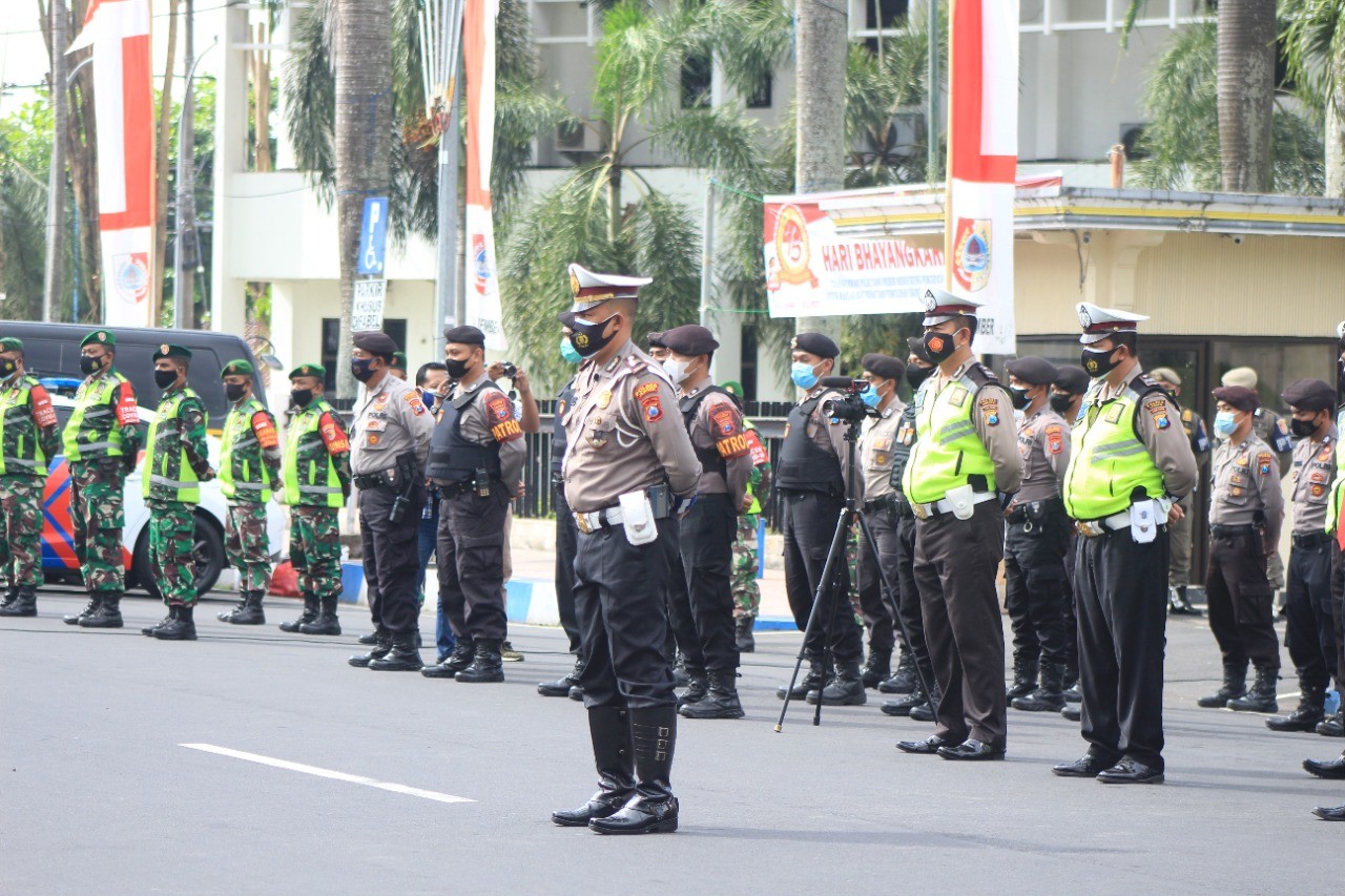 Apel gelar pasukan dalam rangka PPKM darurat (Foto: Istimewa/ngopibareng.id)