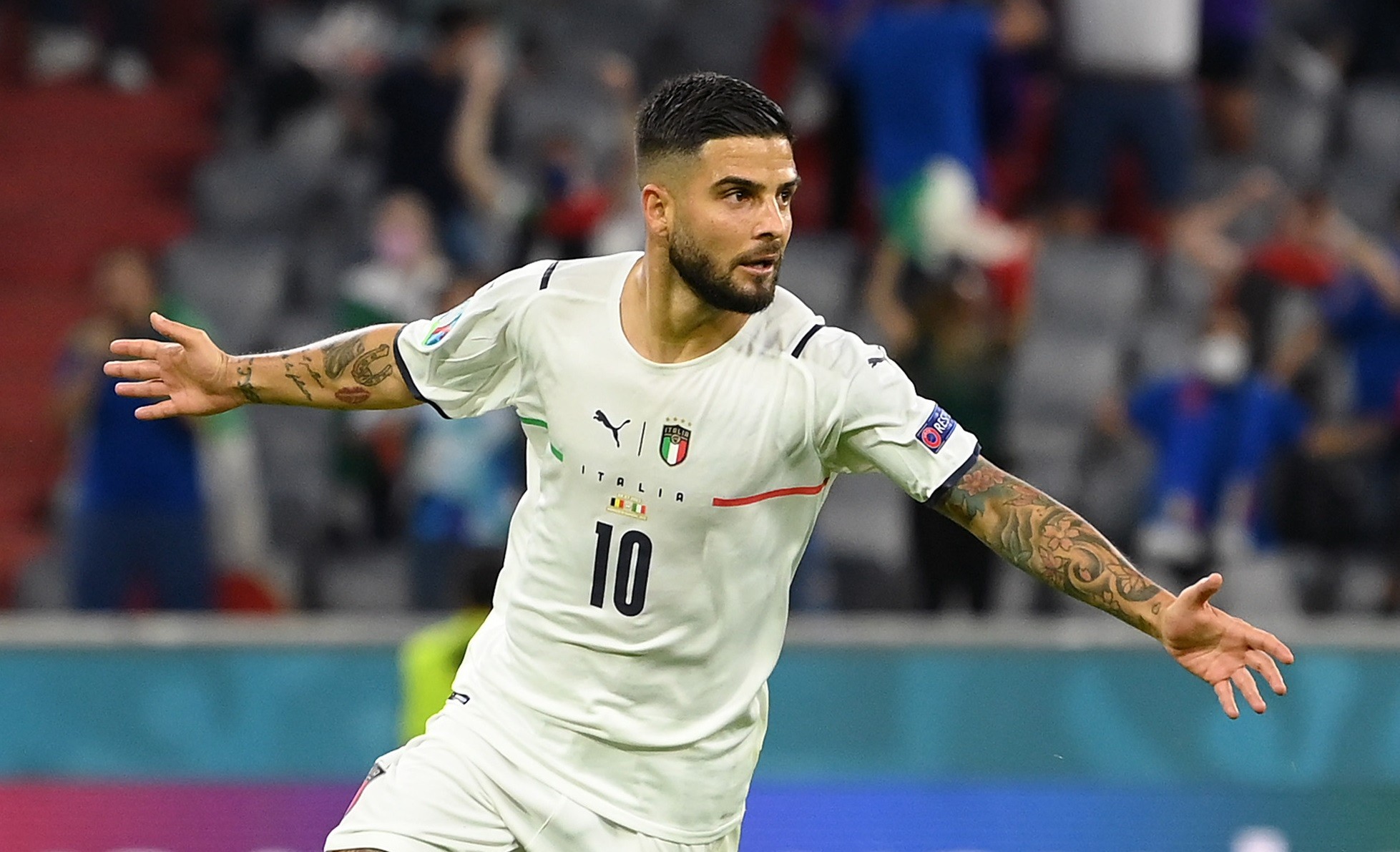 Penyerang Italia, Lorenzo Insigne, usai cetak gol ke gawang Belgia dalam laga perempat final Euro 2020, Sabtu 3 Juli 2021. (Foto: Twitter/@EURO2020)