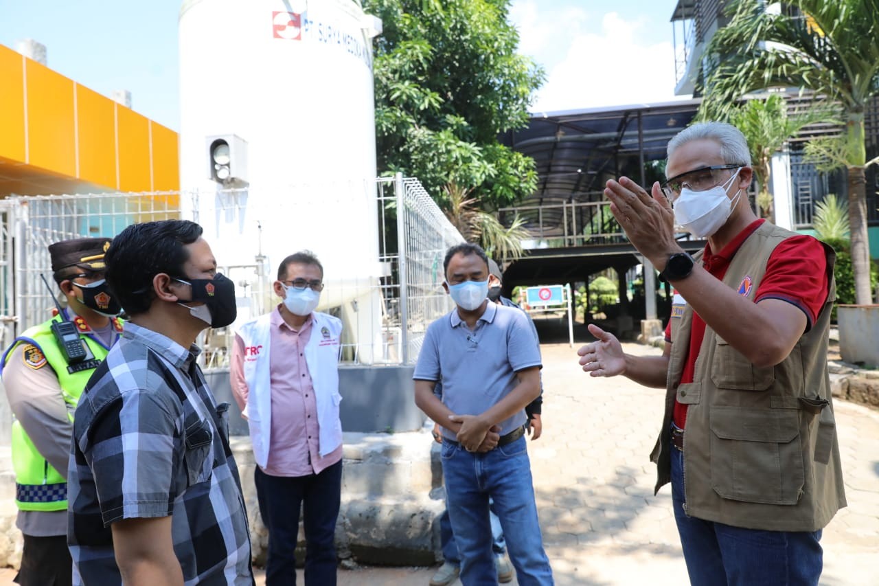 Gubernur Jawa Tengah Ganjar Pranowo perintahkan sweeping warga yang bandel cangkruk dan siapkan skenario lonjakan kasus. (Foto: Istimewa)