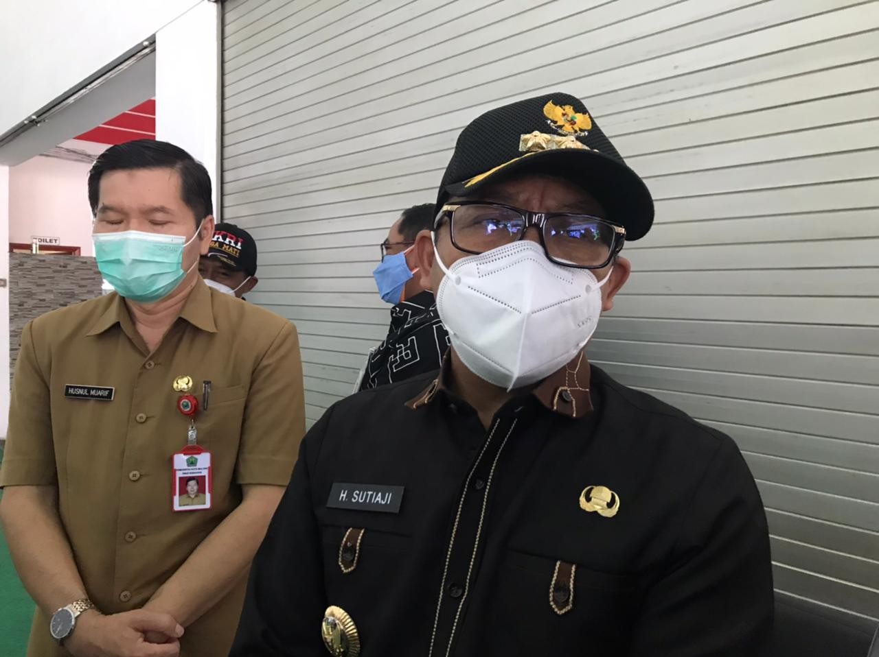 Walikota Malang, Sutiaji saat ditemui di Kompleks Stadion Gajayana. (Foto: Lalu Theo/Ngopibareng.id)