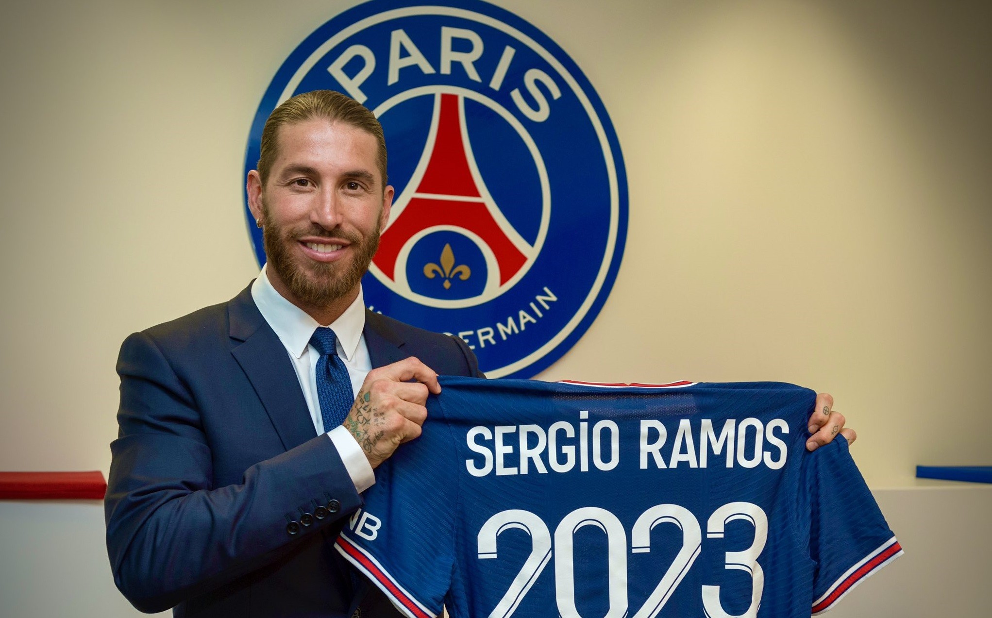 Sergio Ramos resmi gabung PSG. (Foto: Twitter/@SergioRamos)