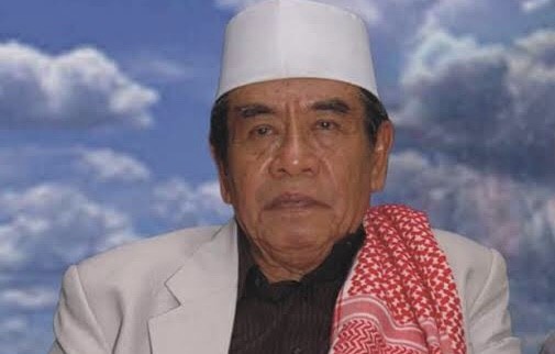 KH Ahamd Zaenudin Jazuli.