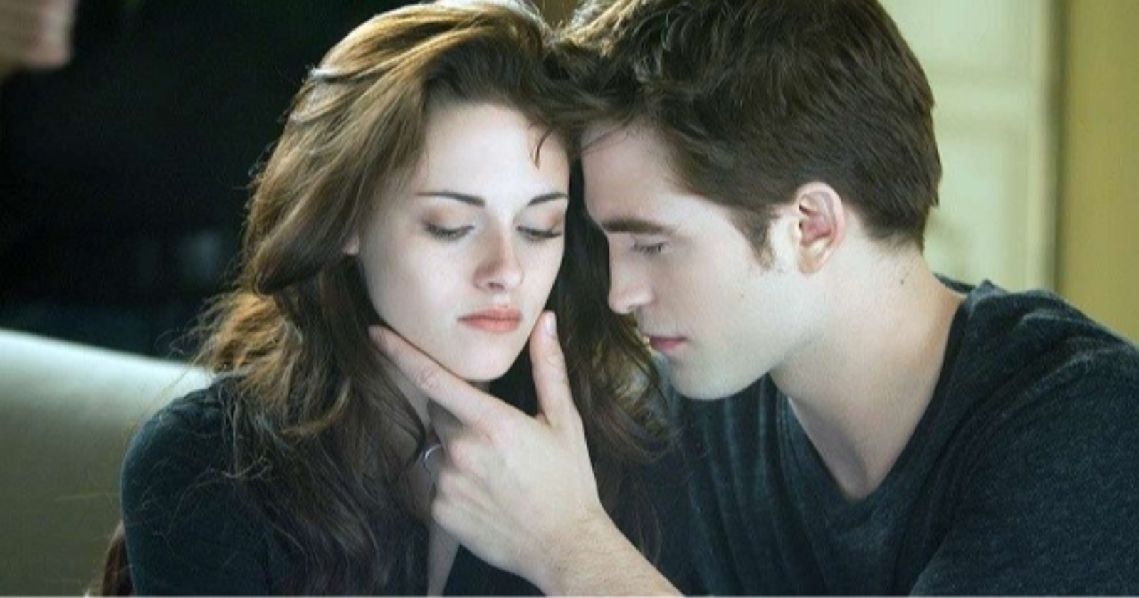 Pasangan Kristen Stewart dan Robert Pattinson saat masih pacaran. (Foto: Istimewa)