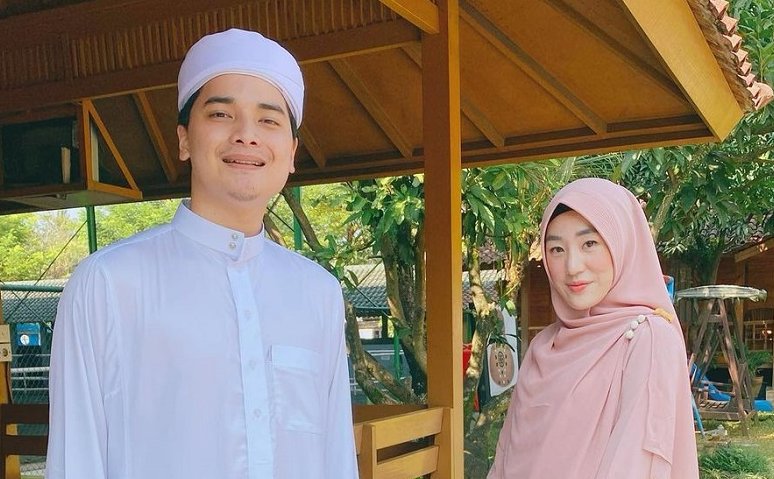 Mantan pasangan suami istri, Alvin Faiz dan Larissa Chou. (Foto: Instagram)