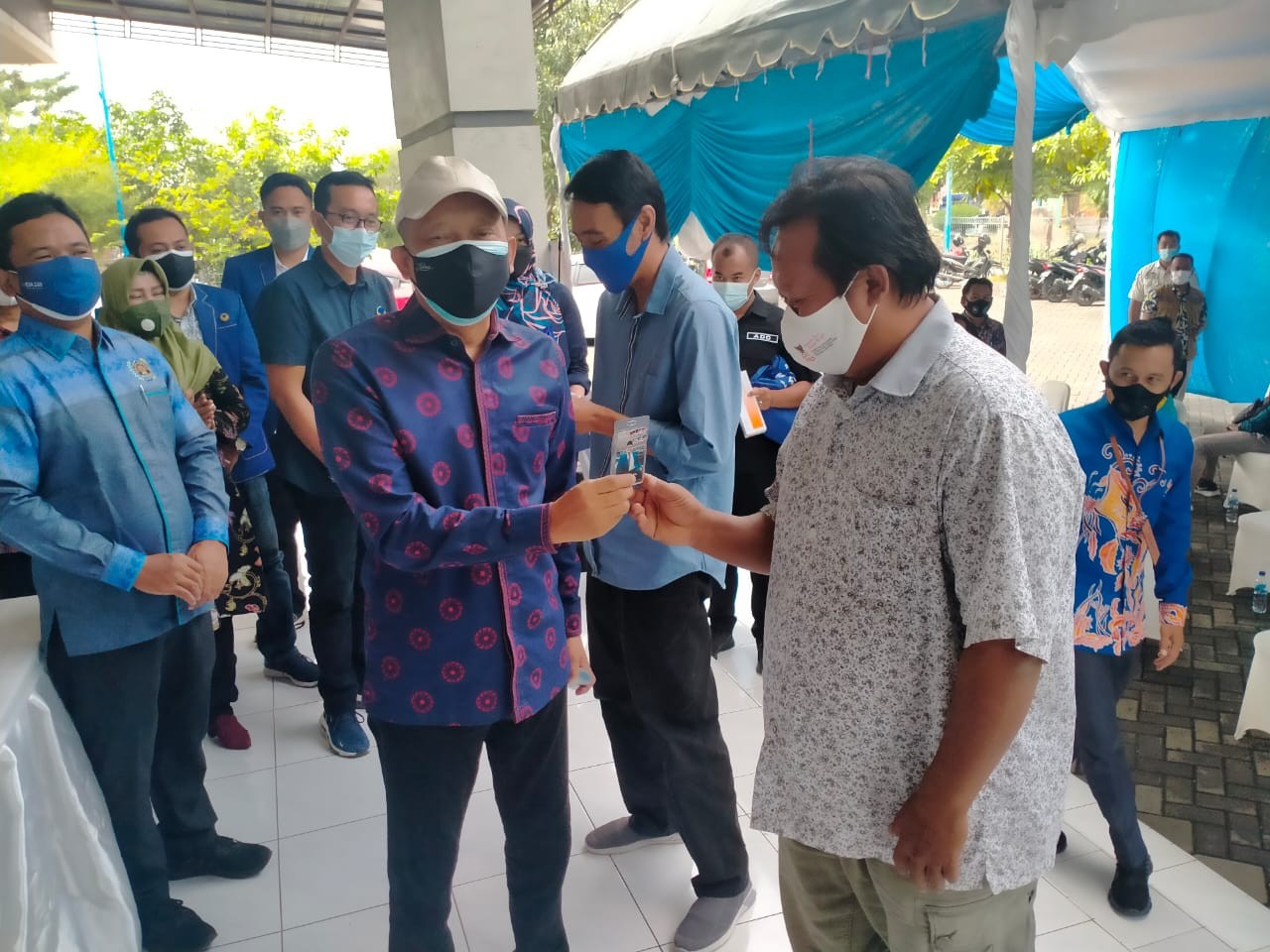 Wakil Ketua Komisi IV DPR RI, Hasan Aminuddin saat reses bersama wartawan yang tergabung dalam PWI Persiapan Probolinggo. (Foto: Ikhsan Mahmudi/Ngopibareng.id)