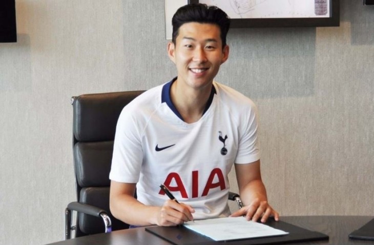 Son Heung-min tanda tangan perpanjangan kontrak selama empat tahun atau 2025 di Tottenham Hotspur. (Foto: Istimewa)