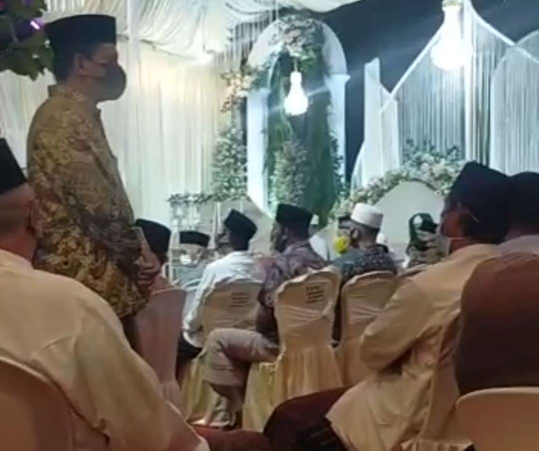 Tangkapan layar video hajatan yang diduga dilakukan oknum anggota DPRD Banyuwangi (istimewa)