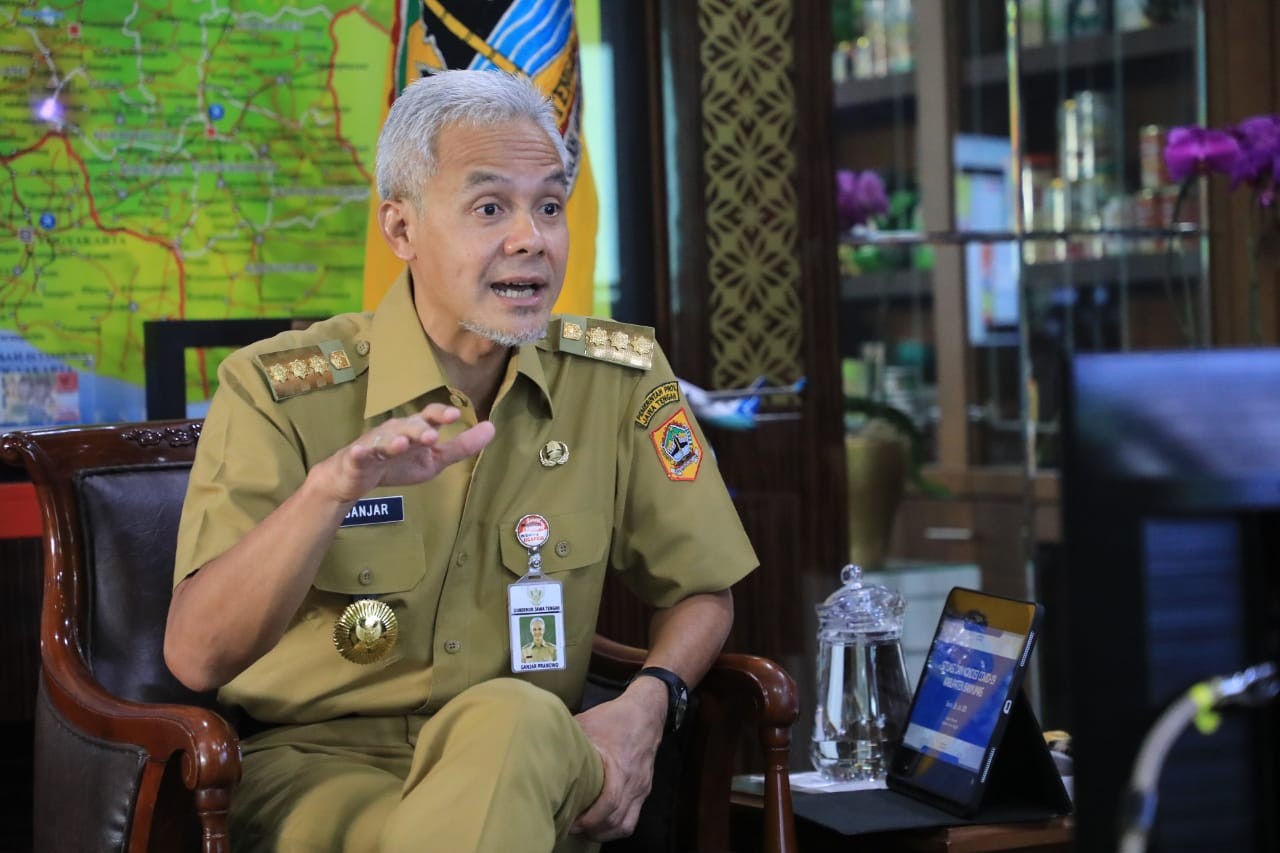 Ganjar mengatakan atasi stok oksigen di Banyumas menipis, Pemprov Jateng telah membeli  isotank dari SIngapura. (Foto: Dok Jateng)