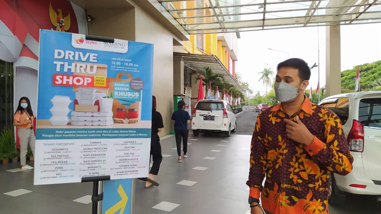 Layana drive thru shop di lobby utama Malang Town Square (Foto: Lalu Theo/ngopibareng.id)