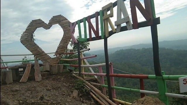 Salah satu spot wisata Gunung Kuniran, Kulon Progo, Jawa Tengah. (Foto: Istimewa)