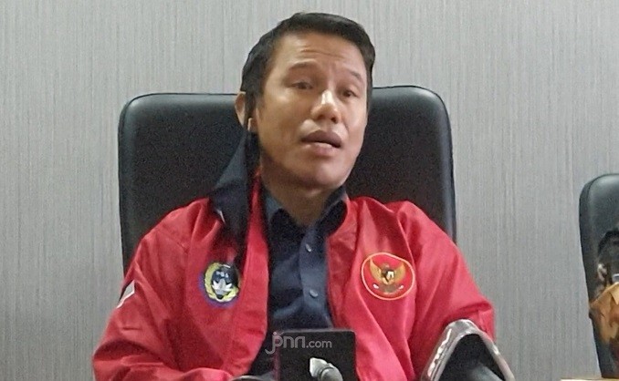 Plt Sekjen PSSI Yunus Nusi mengumumkan gelaran Liga 1 dimulai 20 Agustus 2021. (Foto: Ant)