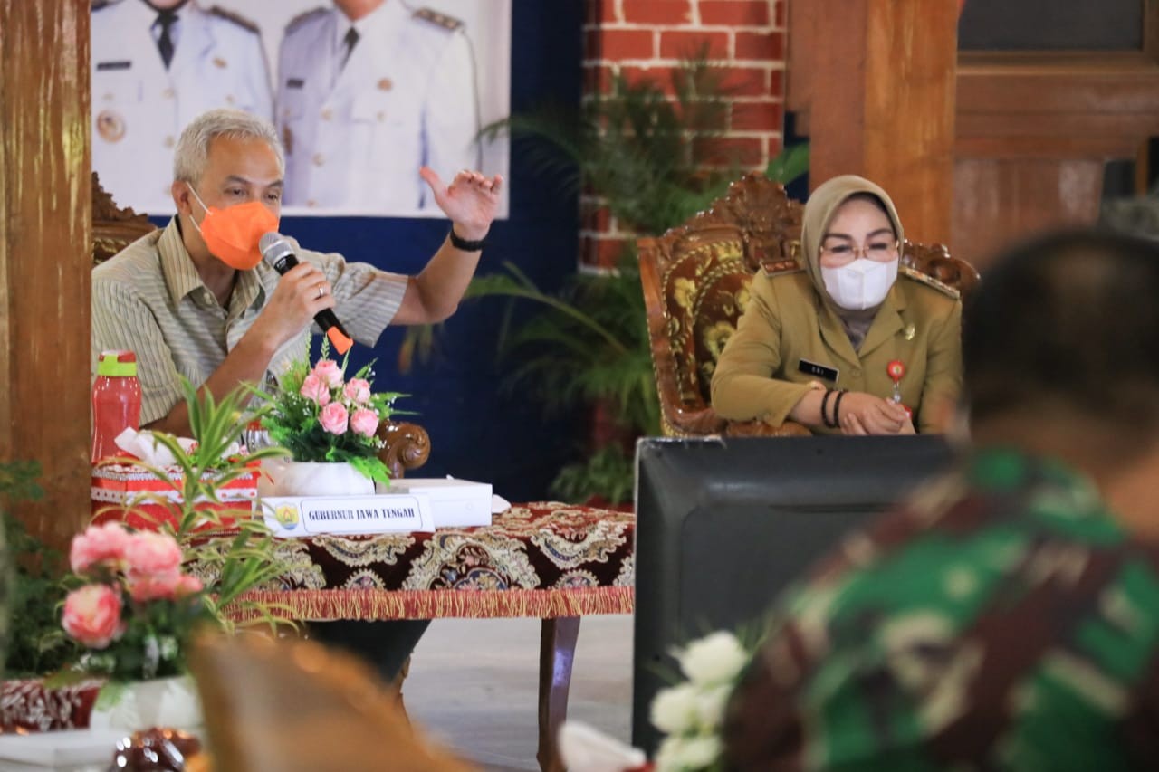 Ganjar selenggarakan rembug desa di Kabupaten Grobogan. (Foto: Dok Jateng)