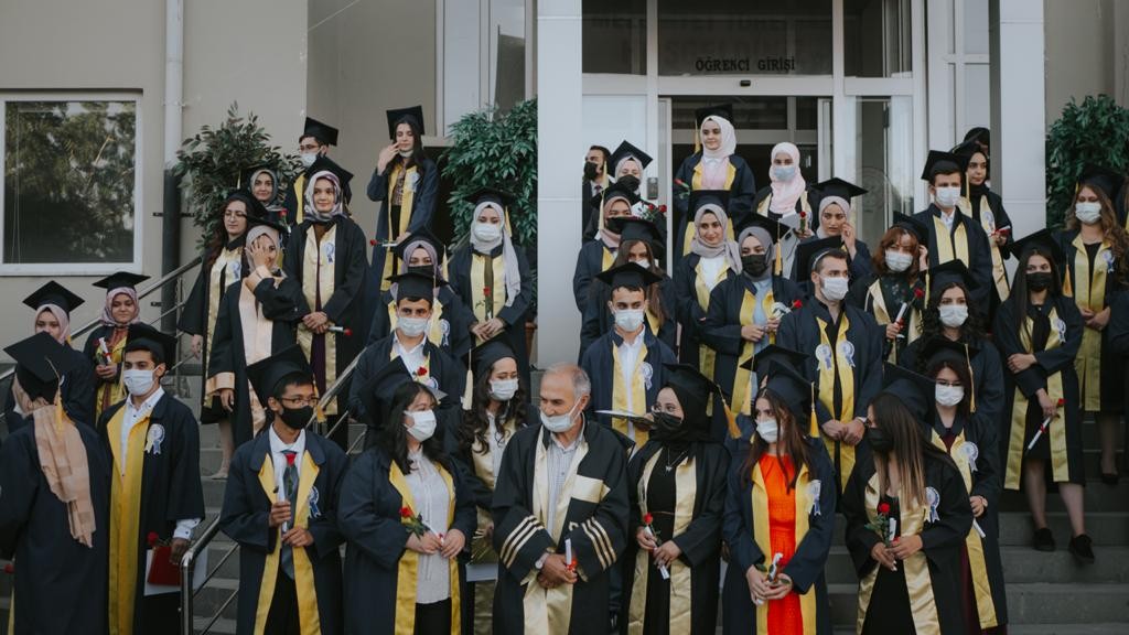 Ilustrasi wisuda mahasiswa sebuah perguruan tinggi di Turki. (Foto: Istimewa)