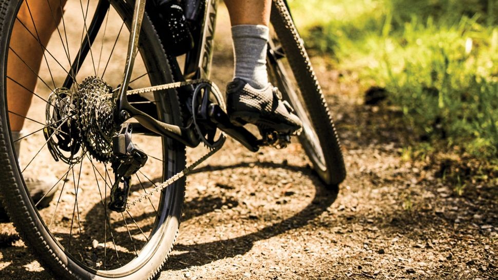 SRAM, Rockshox dan ZIPP berkolaborasi membuat komponen khusus sepeda gravel.