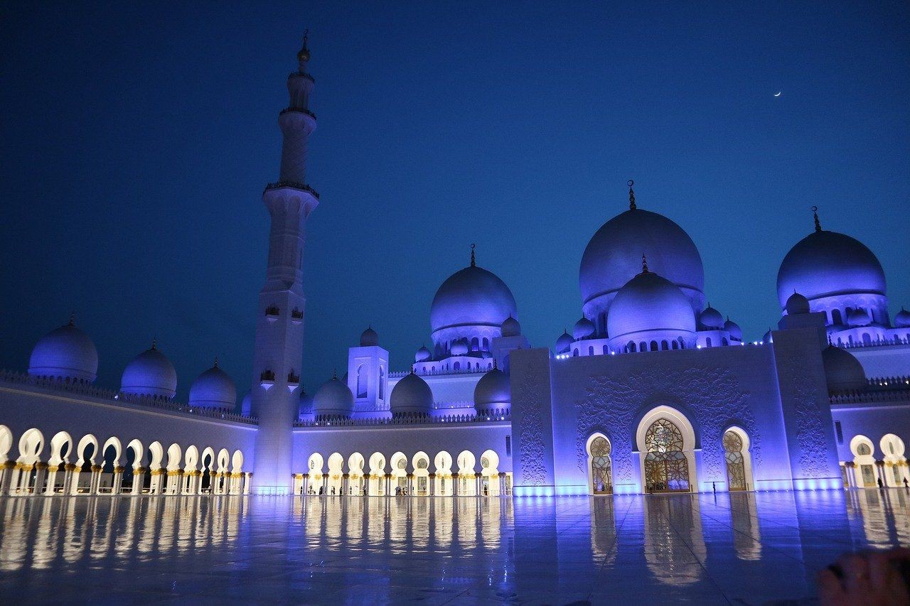 10 Muharram Hari Asyura dianjurkan meningkatkan ibadah dan amalan sunah.