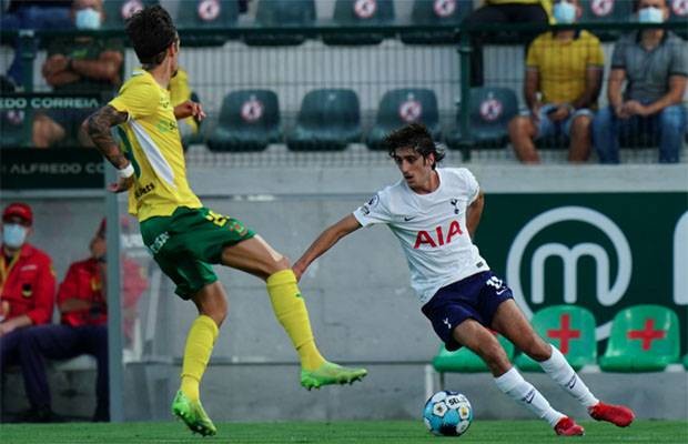 Tottenham Hotspurs harus menelan kekalahan saat bertandang ke markas Pacos Ferreira dalam leg pertama Playoff Liga Europa 2021-2022. The Lilywhites takluk dengan skor 0-1. (Foto: Reuters)