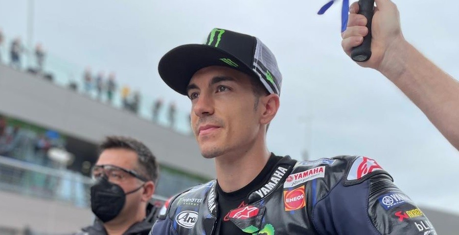 Maverick Vinales saat masih membalap untuk Yamaha di awal MotoGP 2021. (Foto: Twitter/@YamahaMotoGP)